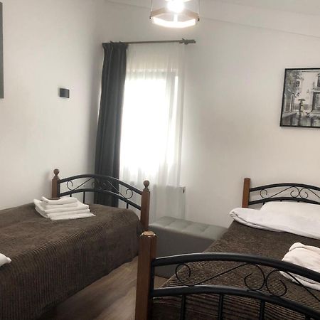 Verona Apartment Dushet'i Extérieur photo